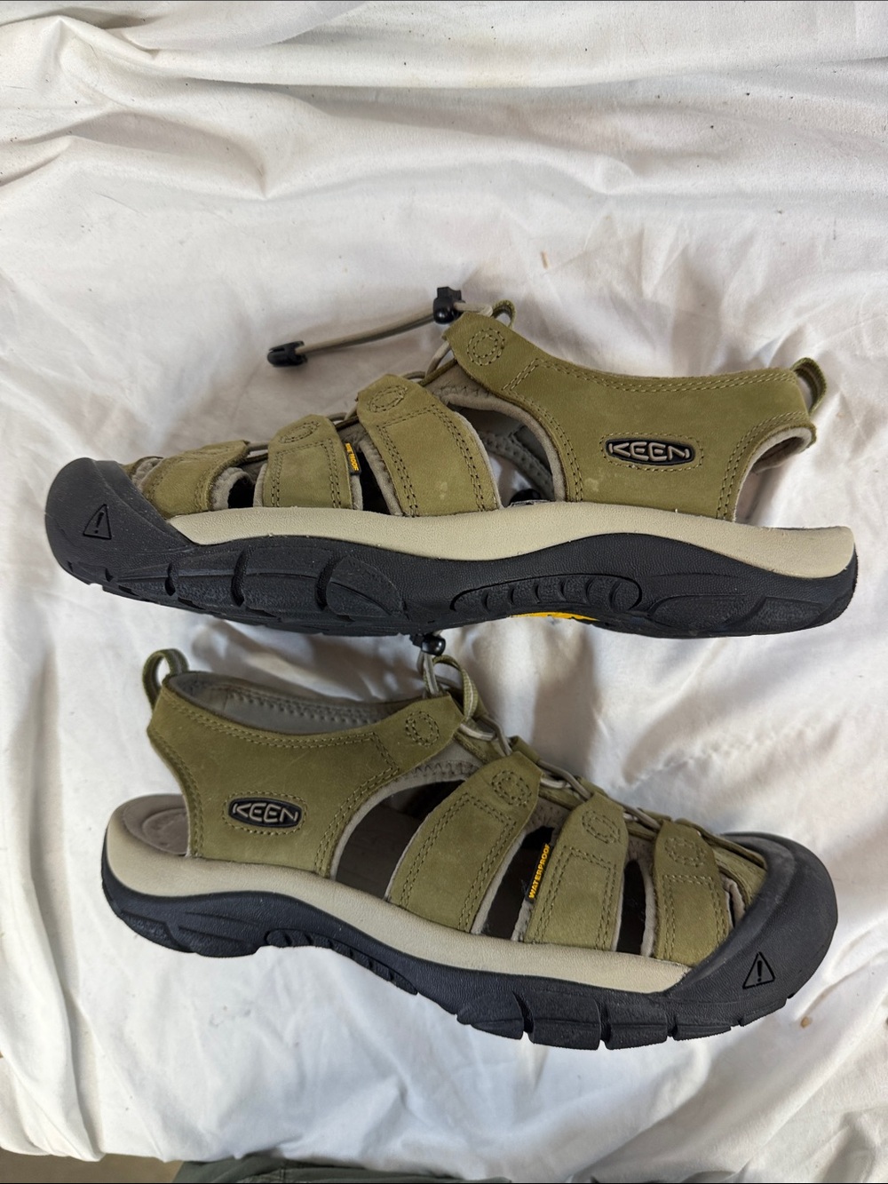 Keen Men's Olive/Tan Trail Sandals - Picture 5 of 6